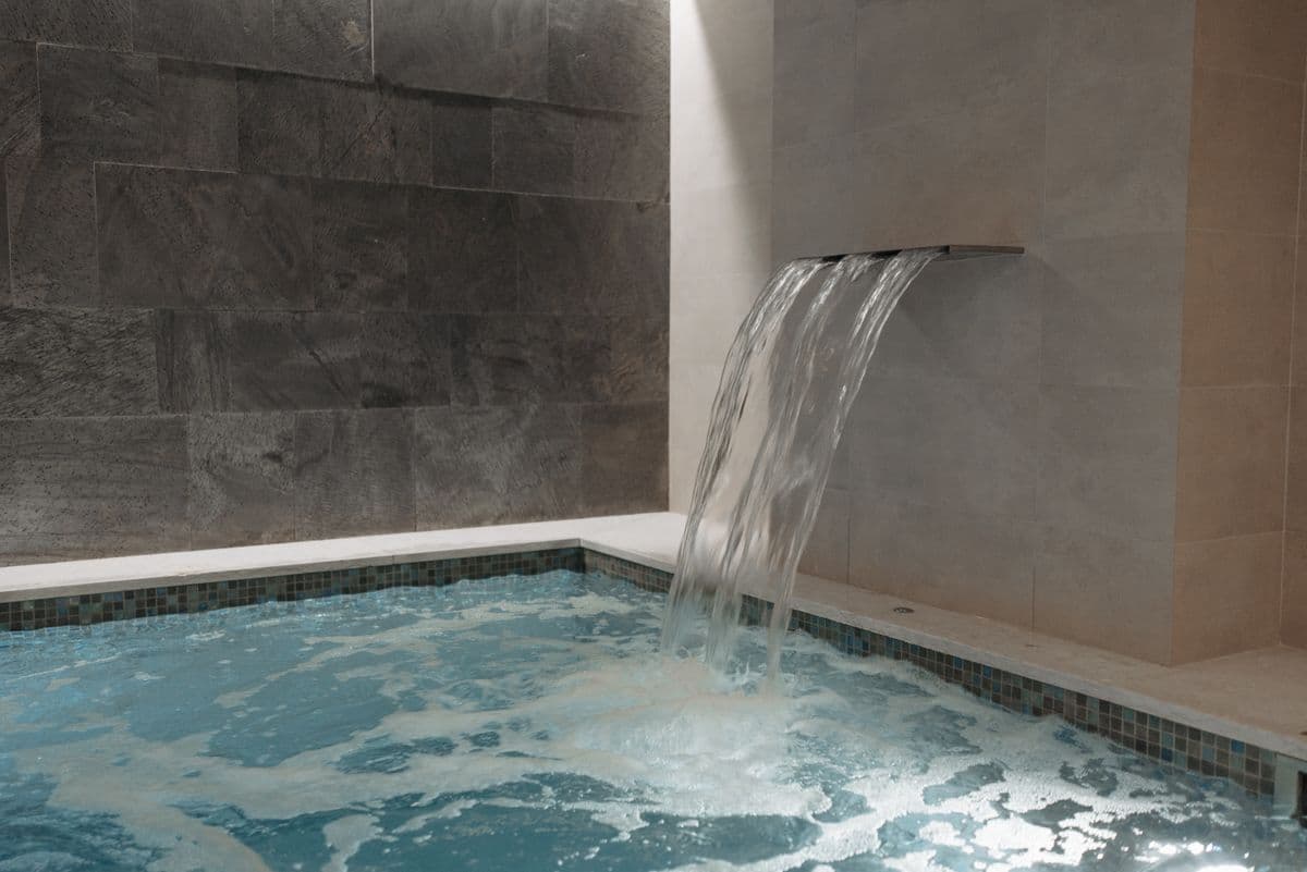 Beheizter Pool