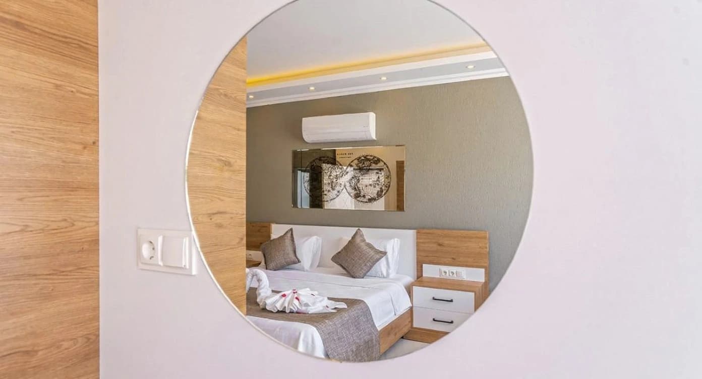 Schlafzimmer 1
