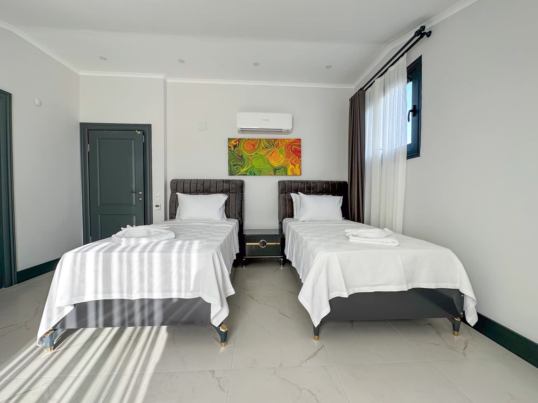 Schlafzimmer 2