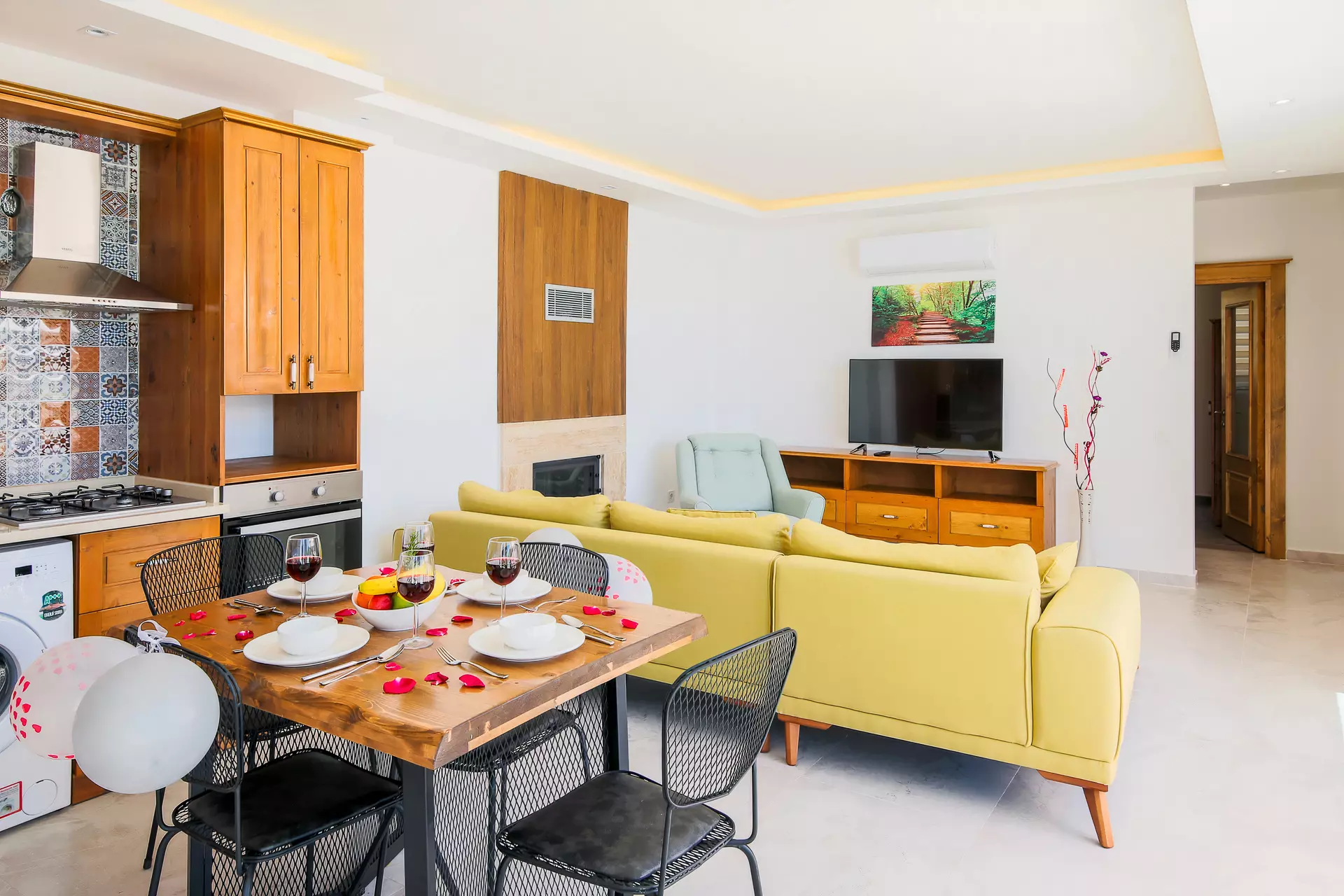 Secluded Sea‑View Family Escape image 5 of 27