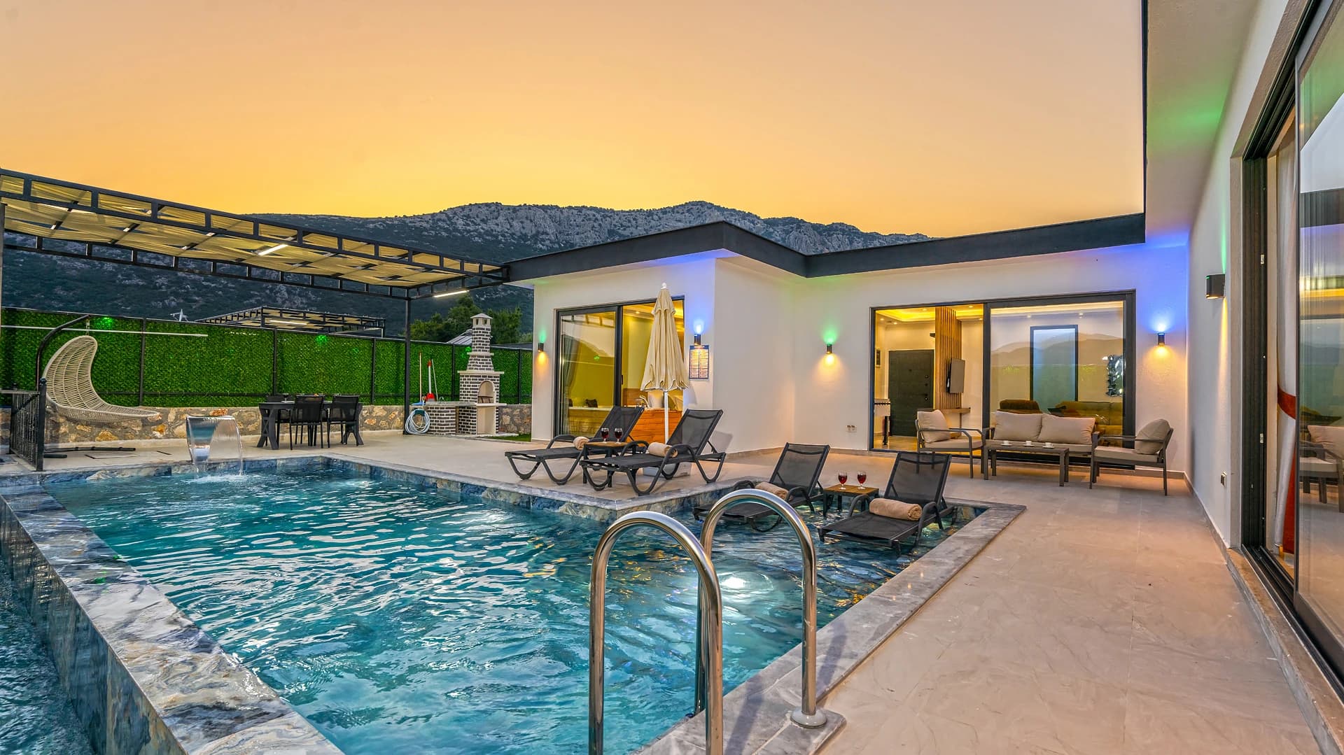 Abgeschiedene Naturvilla mit privatem Pool und Bergblick in Kaş – Villa Ortaç 5 (1)