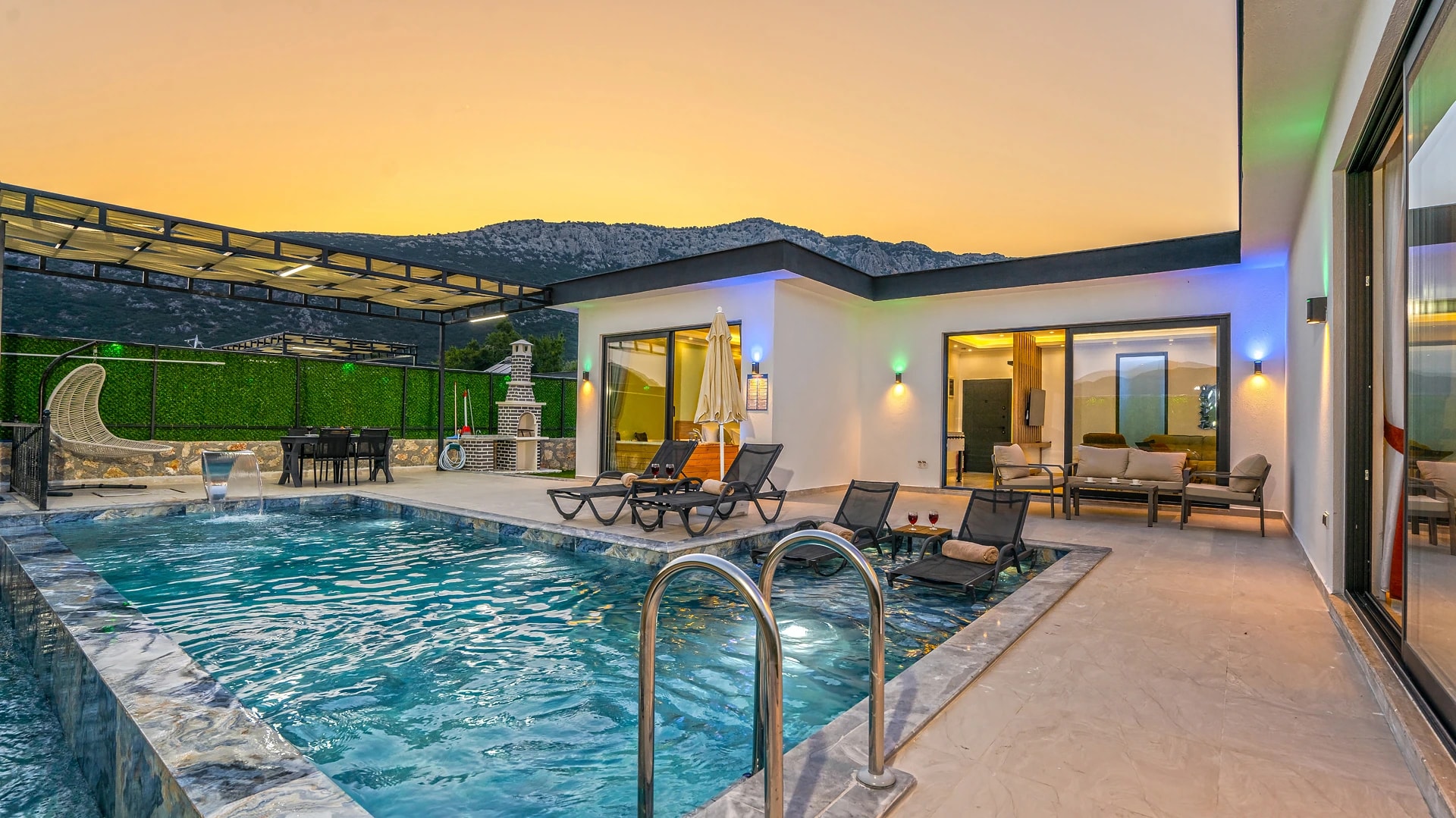 Abgeschiedene Naturvilla mit privatem Pool und Bergblick in Kaş – Villa Ortaç 5 (1)