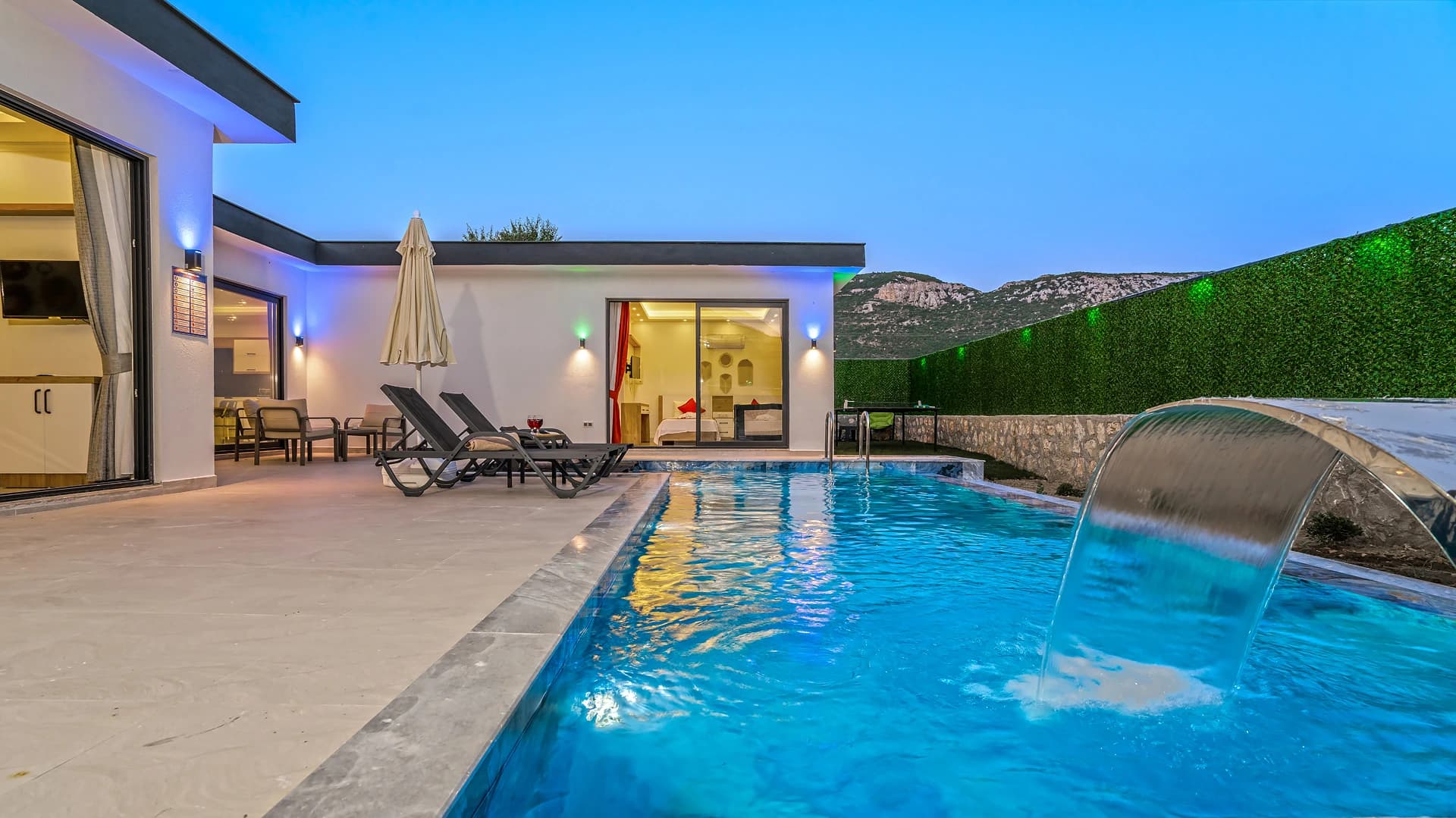 Abgeschiedene Naturvilla mit privatem Pool und Bergblick in Kaş – Villa Ortaç 5 (3)