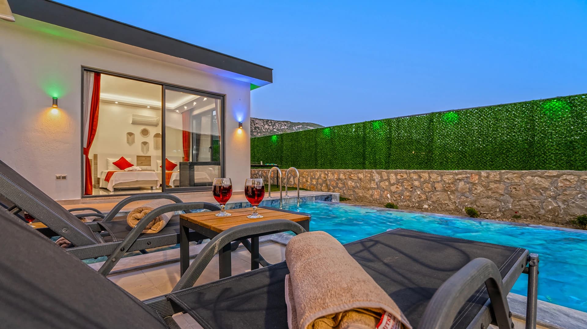 Abgeschiedene Naturvilla mit privatem Pool und Bergblick in Kaş – Villa Ortaç 5 (5)