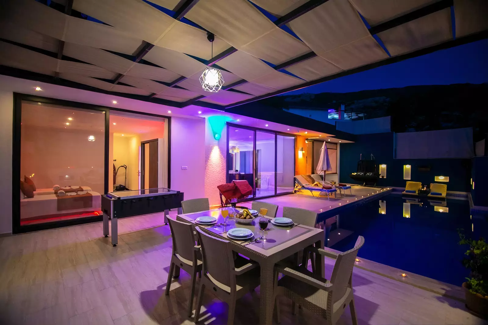 Honeymoon Villa with Jacuzzi - Fully Sheltered Pool & Foosball in Islamlar image 4 of 36