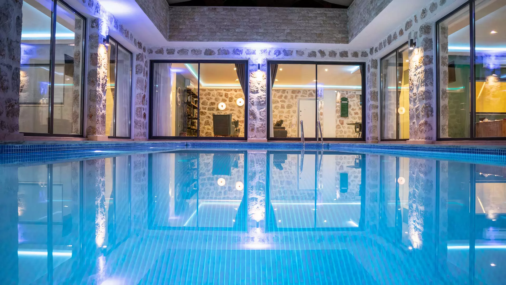 Stone Villa with Jacuzzi & Heated Pool - Year-Round Holiday in Islamlar image 5 of 37