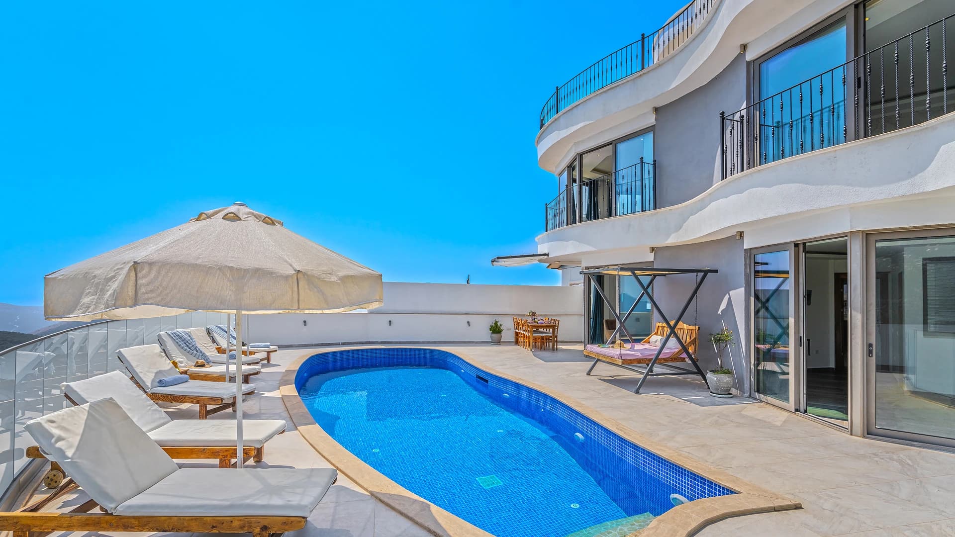Villa Bella Kartal Konağı — 8-Guest Villa with Two Private Pools in İslamlar – Villa Bella 5 (2)
