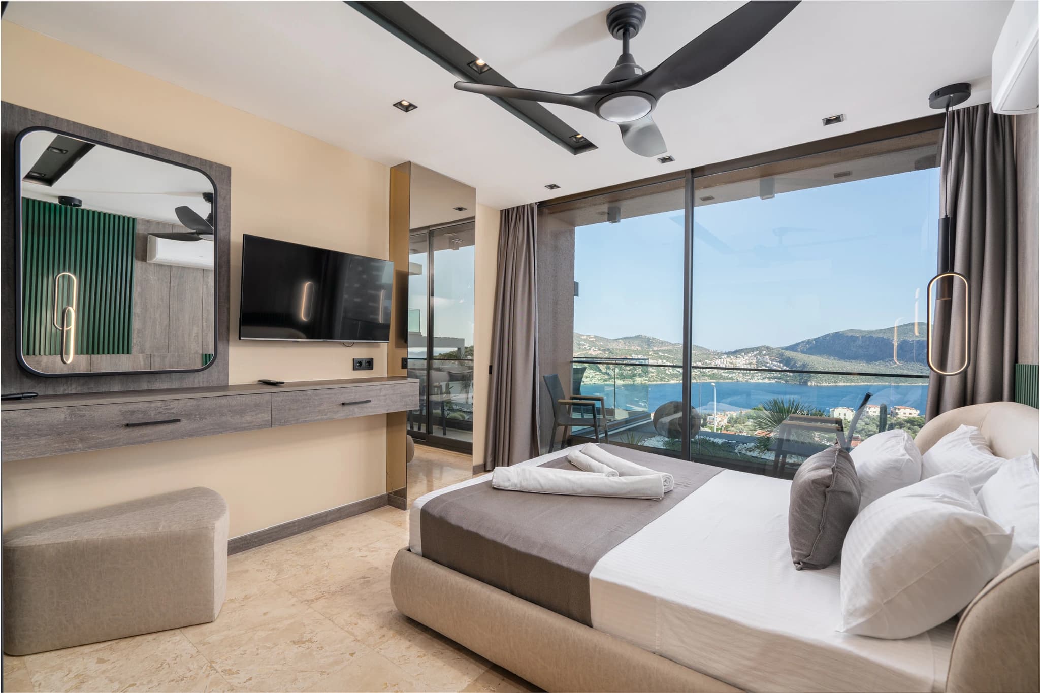 Schlafzimmer 2