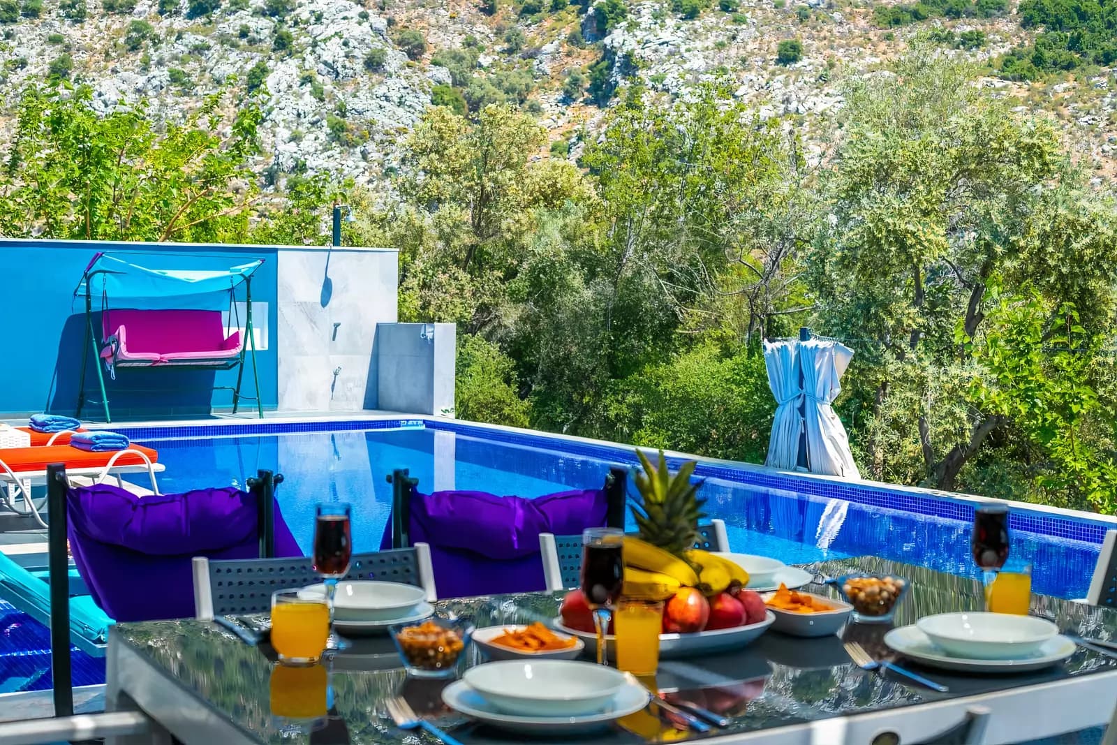 Honeymoon Villa with Jacuzzi - Fully Sheltered Pool & Nature View in Islamlar image 2 of 33