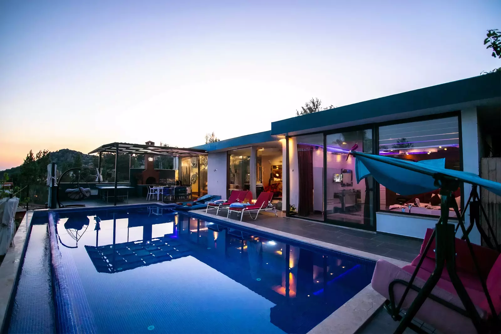 Honeymoon Villa with Jacuzzi - Fully Sheltered Pool & Nature View in Islamlar image 1 of 33