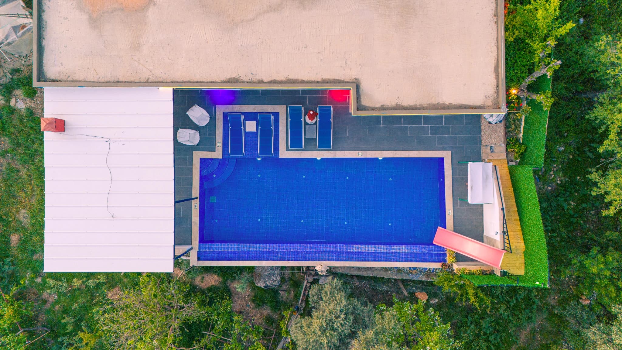 Honeymoon Villa with Jacuzzi - Fully Sheltered Pool & Nature View in Islamlar